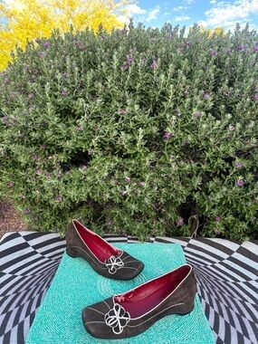 Kenneth Cole Reaction vintage wedge loafer suedepumps size 6-used/good condition